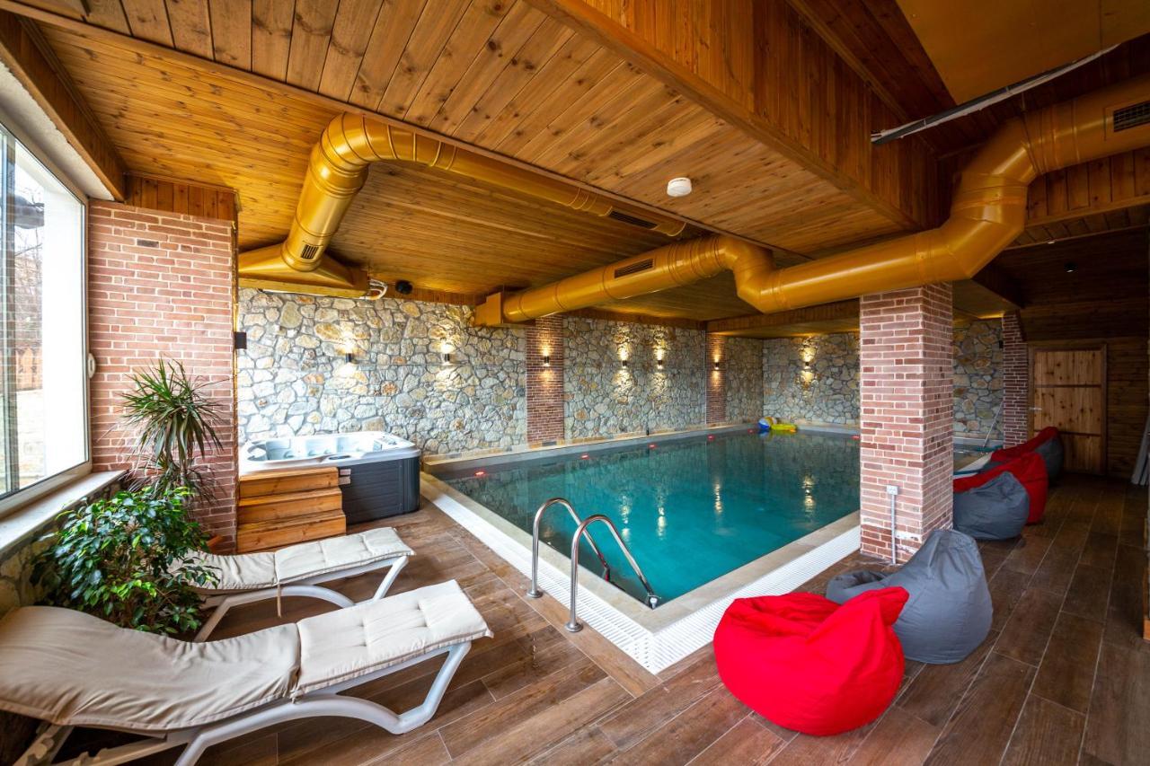 Aerial Hotel & Spa Vlorë Exteriör bild